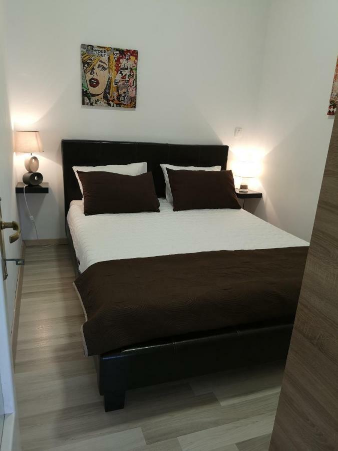 Ferienwohnung Studio Bi Umag Exterior foto
